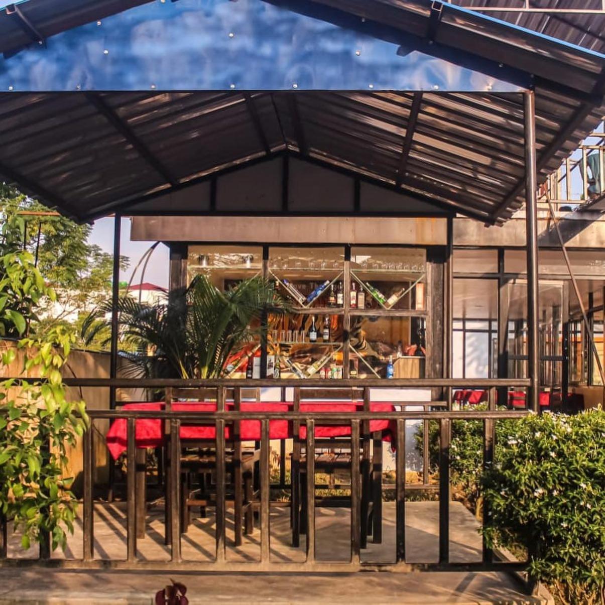 Hotel Flycatcher Chitwan- A Jungle Safari Home โซราฮา ภายนอก รูปภาพ
